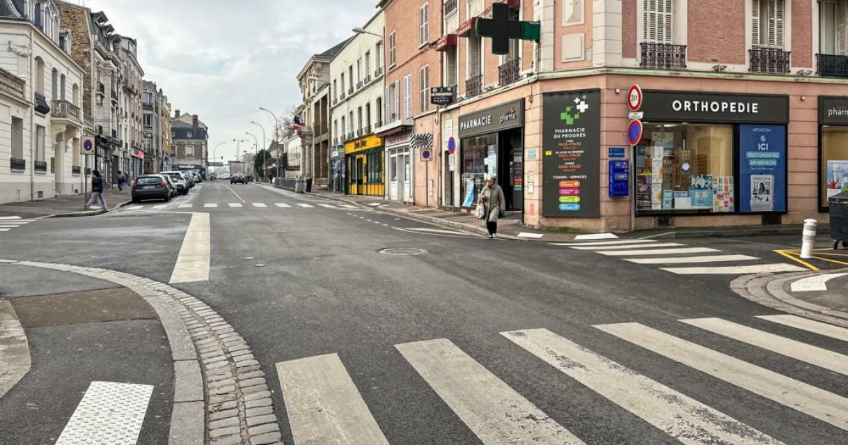 Melun (77)