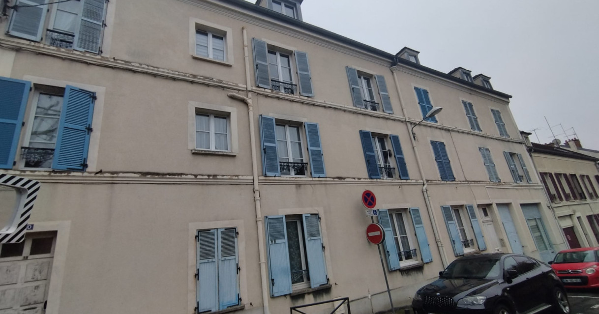 Melun (77)