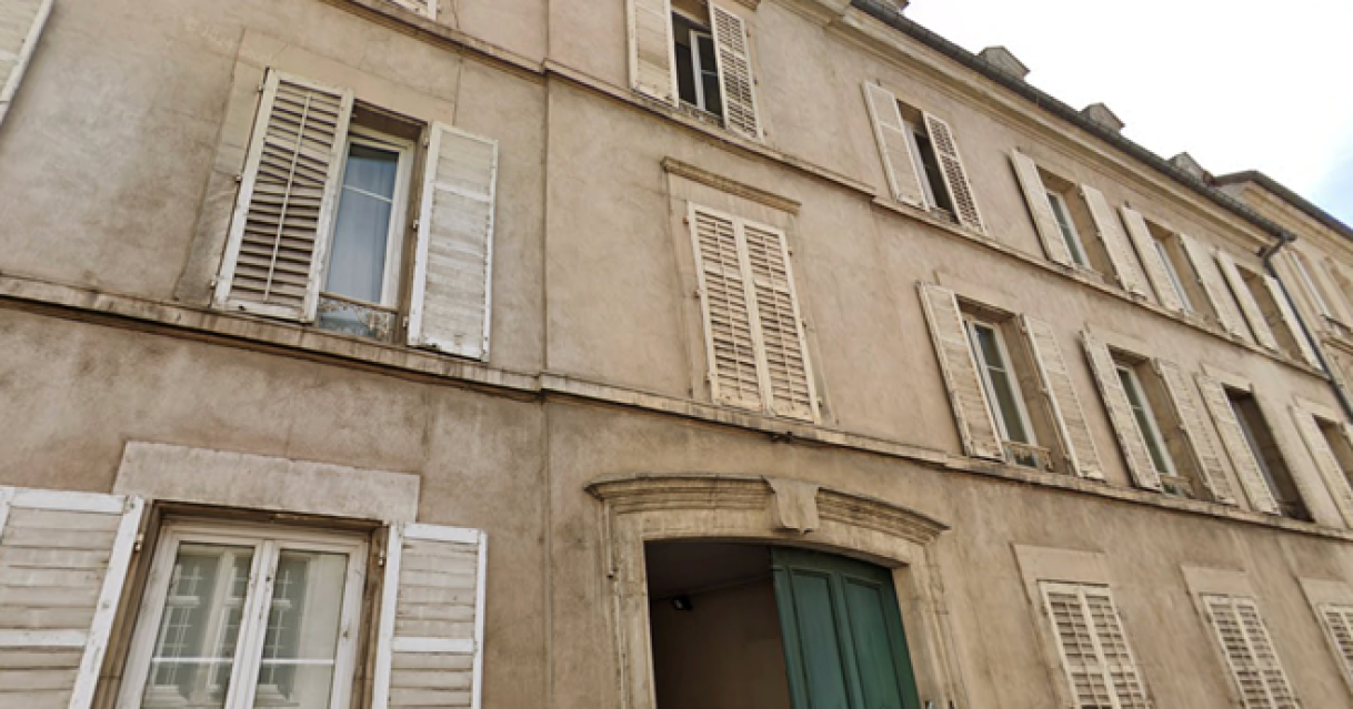 Nancy (54)