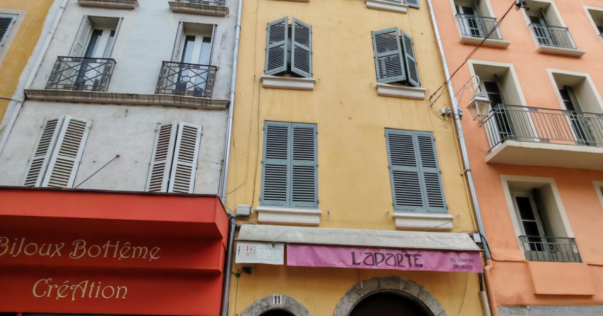 Toulon (83)
