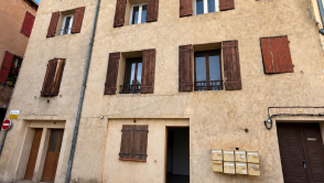 Manosque (04)