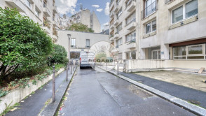 Paris (75)