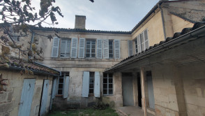 Saintes (17)