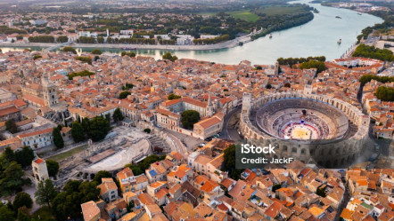 Arles (13)