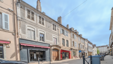 Lons-le-Saunier (39)