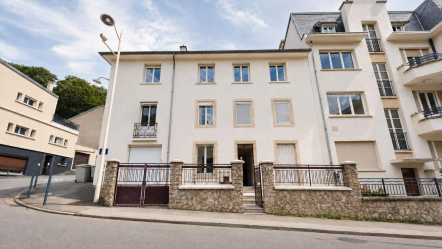 Nancy (54)