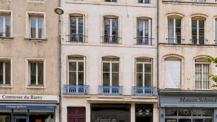 Nancy (54)