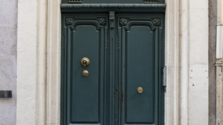 Nîmes (30)